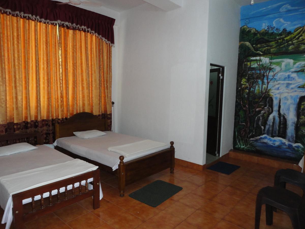White Elephant Hotel Maskeliya Rum bild